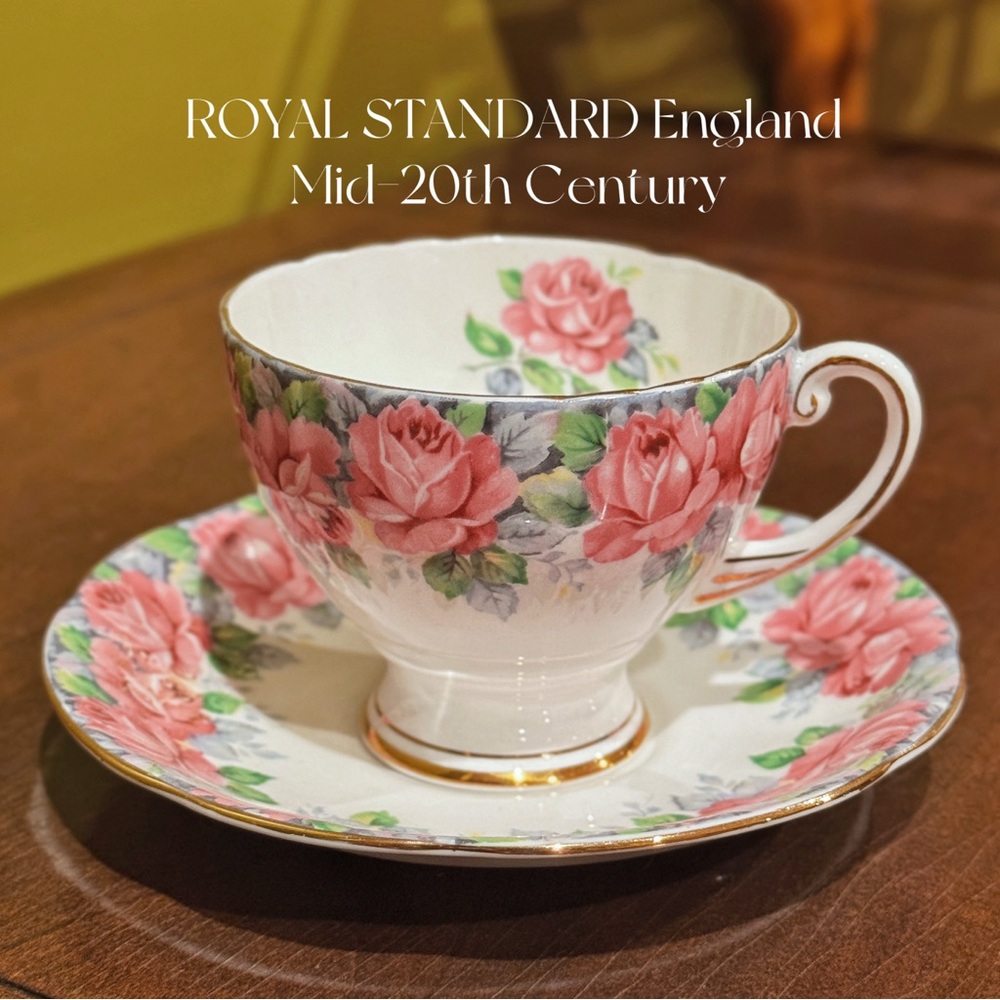 ROYAL STANDARD England Vintage Bone China Teacup & Saucer